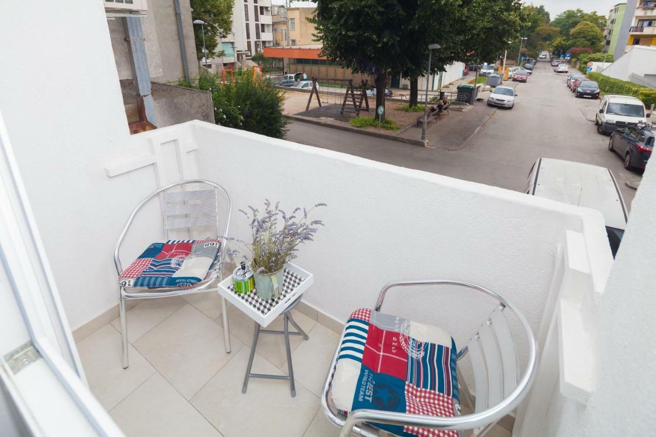 Apartman Ester PUY Exterior foto