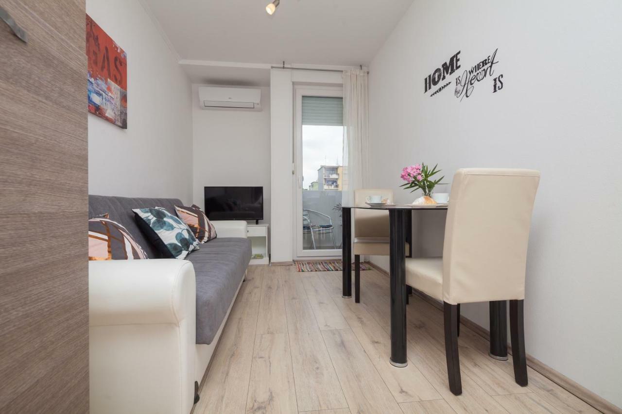 Apartman Ester PUY Exterior foto