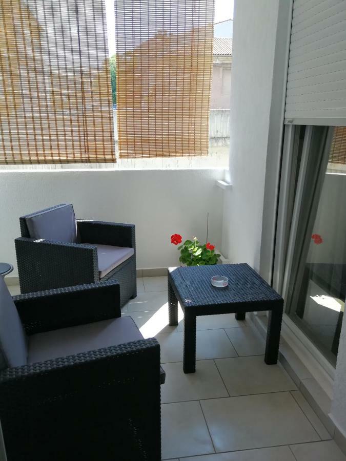 Apartman Ester PUY Exterior foto